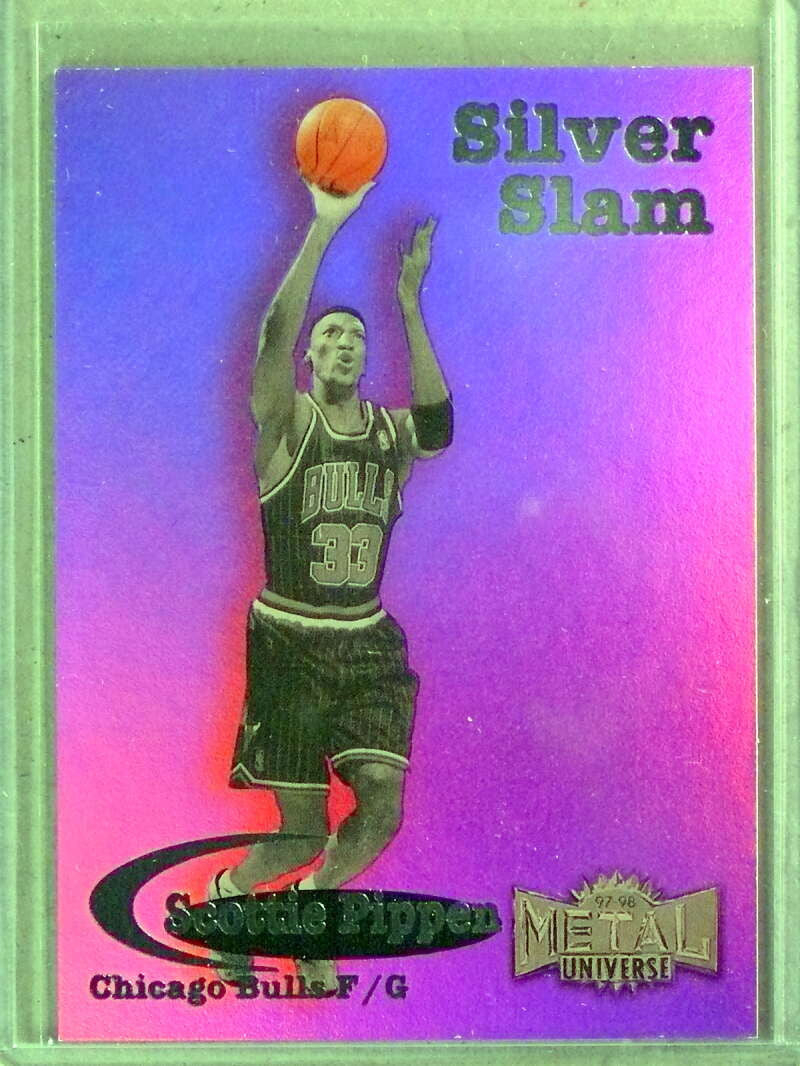 SOLD 33316 1997-98 Fleer Metal Universe Silver Slam Scottie Pippen #4