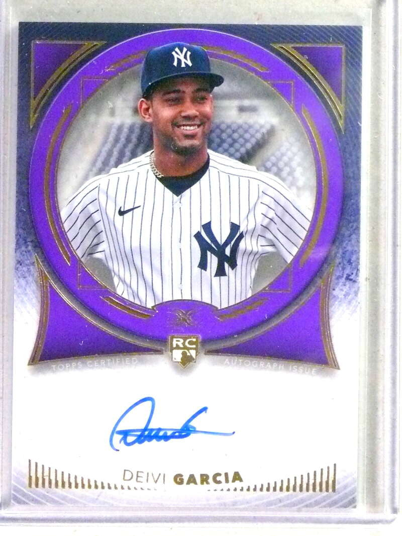 DELETE 34434 2021 Topps Definitive Collection Purple Deivi Garcia Rookie Autograph #/10