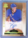 SOLD 112457 2014-15 The Cup Gold Spectrum Kevin Hayes Autograph Auto #D18/25 #154