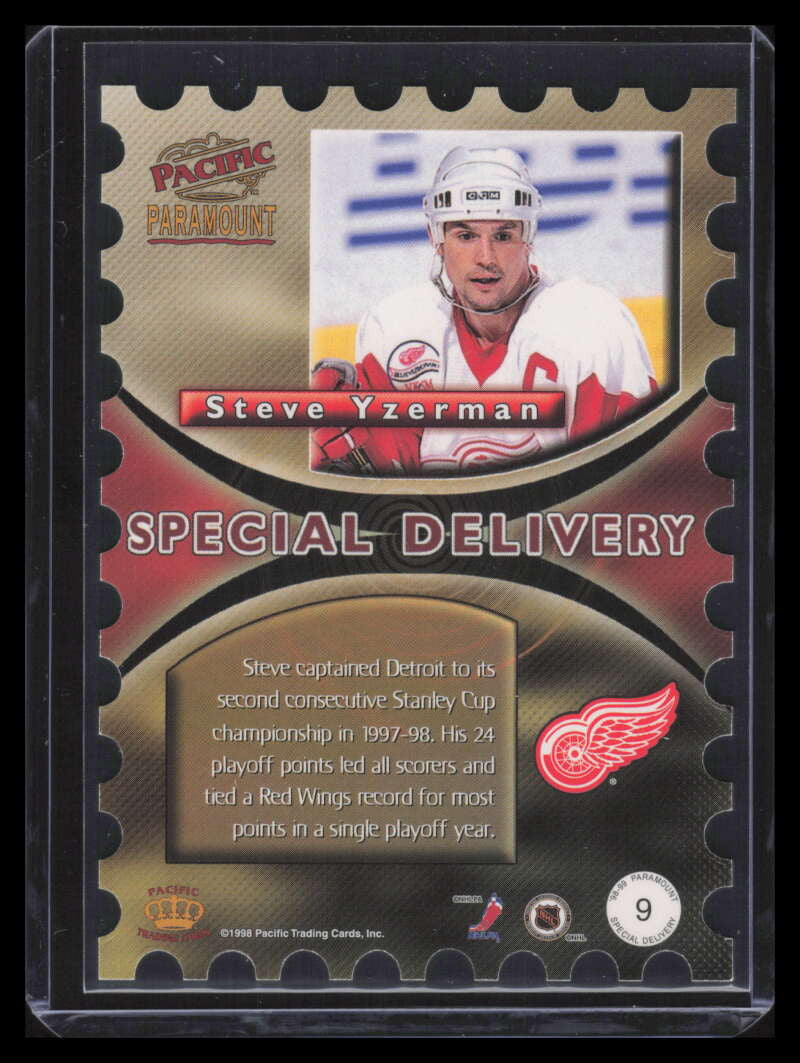 1998-99 Paramount Special Delivery Die-Cuts 9 Steve Yzerman