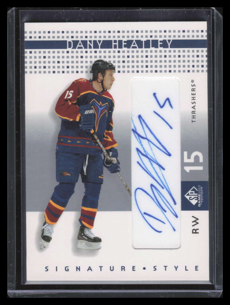 2002-03 SP Game Used Signature Style DH Dany Heatley Auto