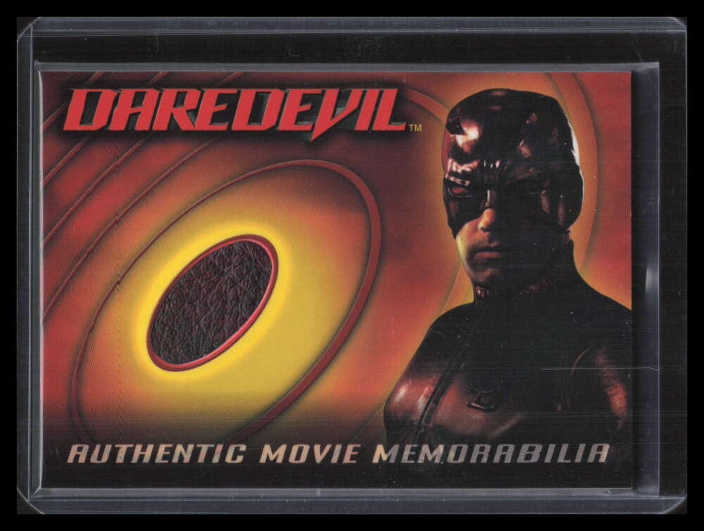 DELETE 129072 2003 Daredevil Movie NNO Daredevil Costume MEM Memorabilia Relic