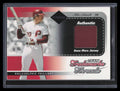 2003 Leaf Limited Team Trademarks Threads Prime 30 Mike Schmidt Patch 19/25