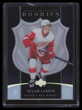 2022-23 Artifacts '05-06 Clear Cut Retro Rookies ccrr15 Dylan Larkin