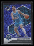 2020-21 Panini Mosaic Mosaic Fast Break Blue Refractor 126 Gordon Hayward 84/85