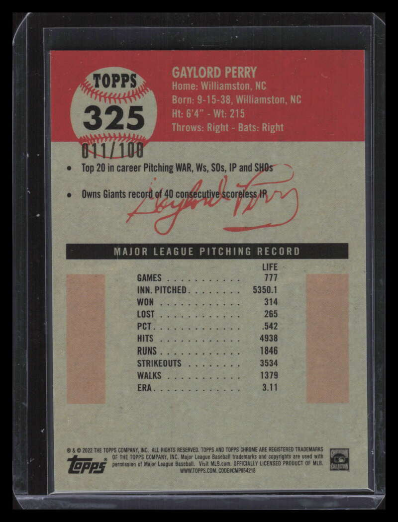 2022 Topps Chrome Platinum Toile Fucshia Atomic Refractor Gaylord Perry 11/100
