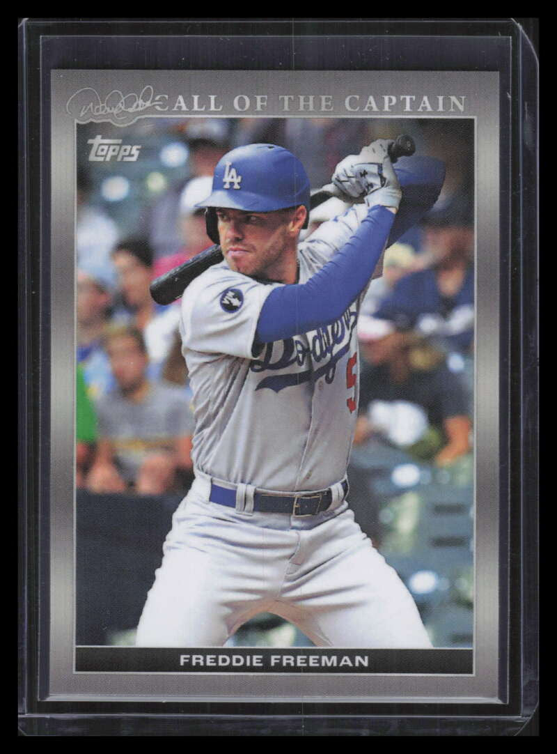 2022 Topps X Derek Jeter Call of the Captain Silver 17 Freddie Freeman 31/99