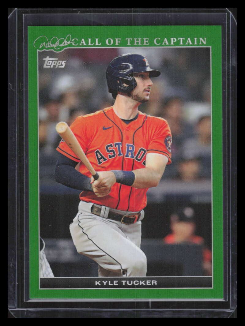 2022 Topps X Derek Jeter Call of the Captain Green 37 Kyle Tucker 69/75