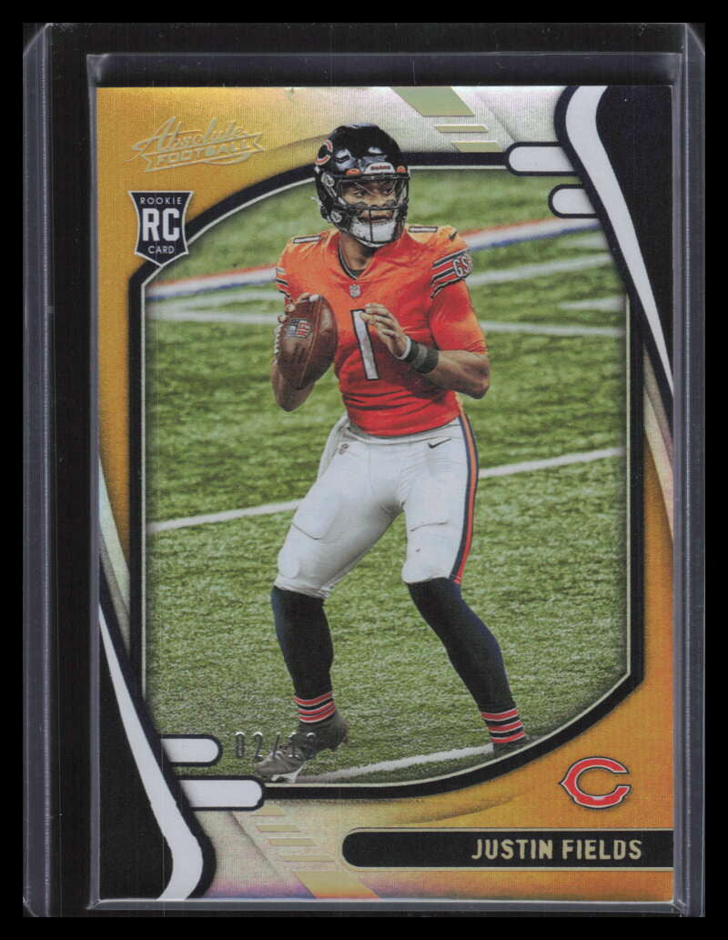 2021 Absolute Spectrum Gold 108 Justin Fields Rookie 2/10