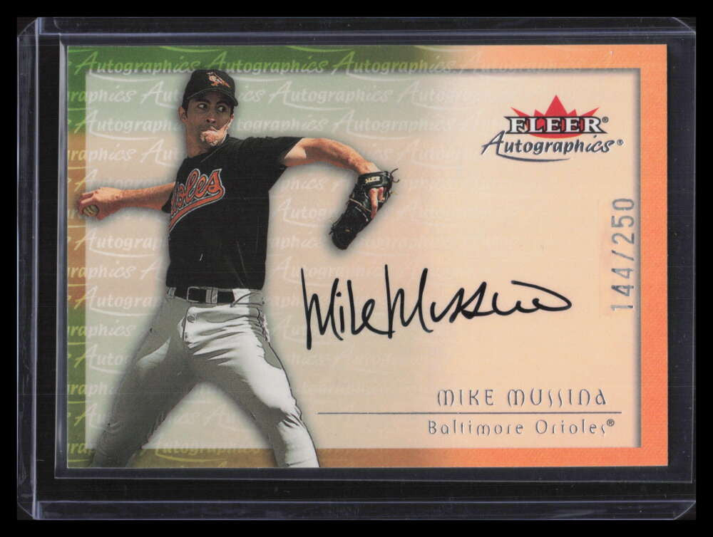 2001 Fleer Autographics Silver 70 Mike Mussina Auto 144/250