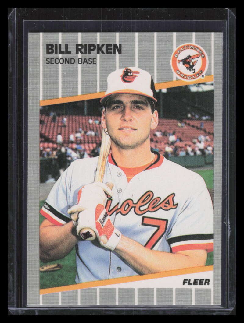 SOLD 142230 1989 Fleer 616d Bill Ripken Word on Bat Covered by black scribble F*ck Rick Face