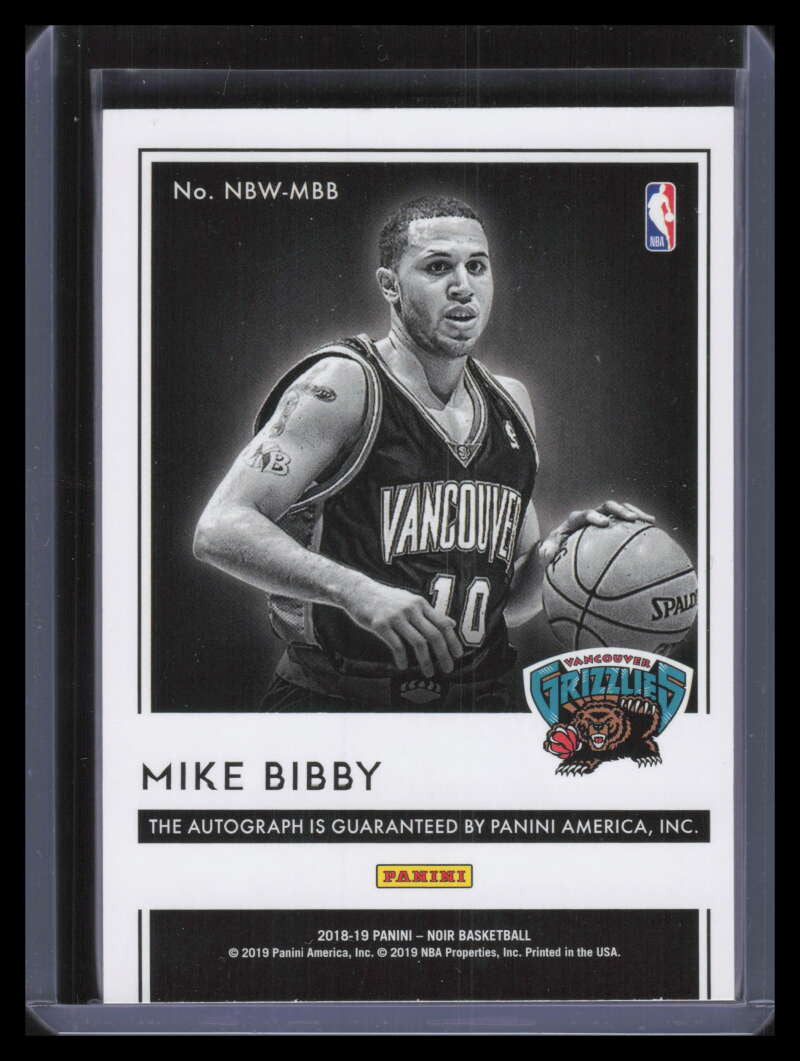2018-19 Panini Noir Black and White Autographs 30 Mike Bibby Auto 39/99