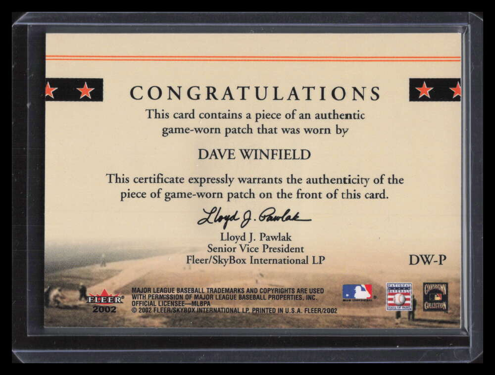 2002 Fleer Classic Cuts Game Used DWP Dave Winfield Patch /25 138040