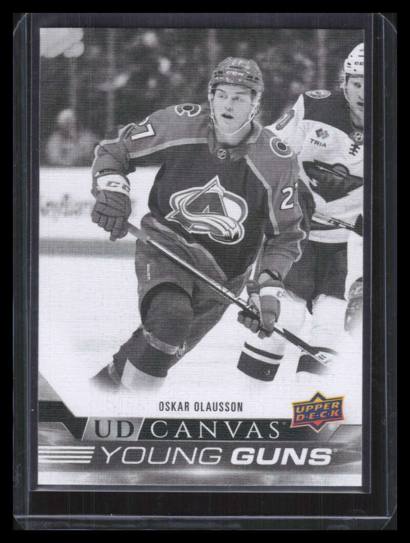 2022-23 Upper Deck Canvas Black and White c372 Oskar Olausson Rookie Young Guns