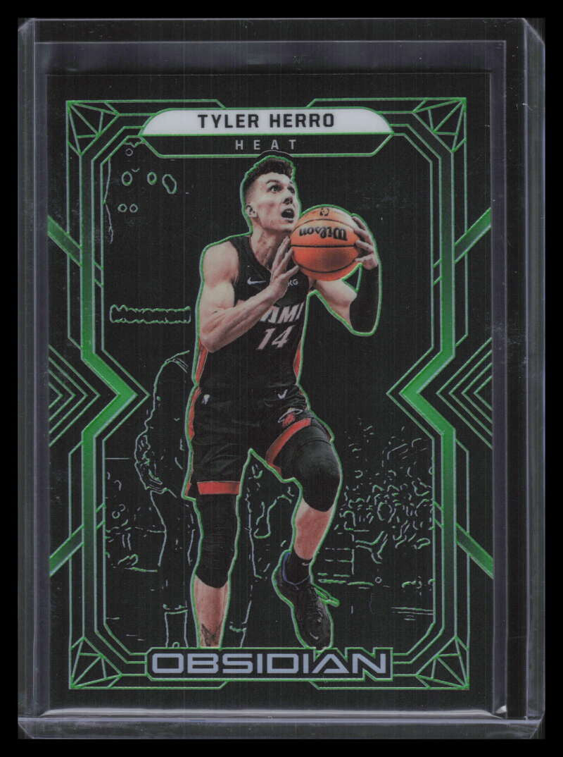 2021-22 Panini Obsidian Electric Etch Green 56 Tyler Herro 24/25