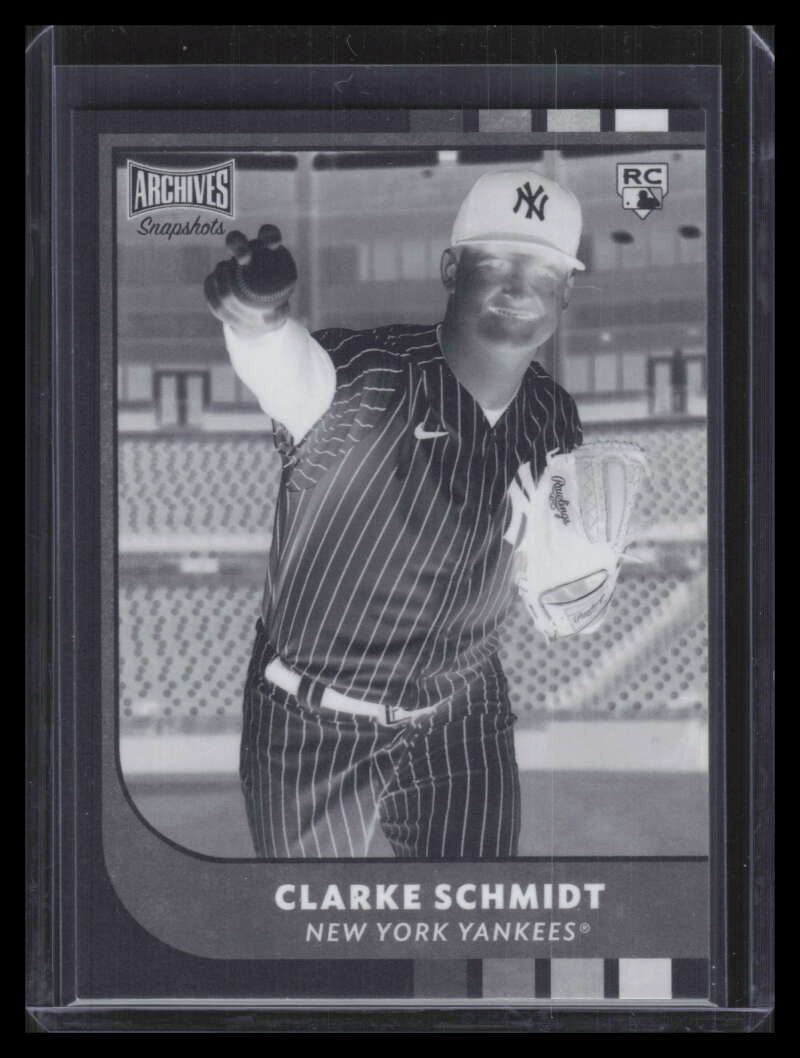 2021 Topps Archives Snapshots Negative Inverse 24 Clarke Schmidt Rookie 6/25
