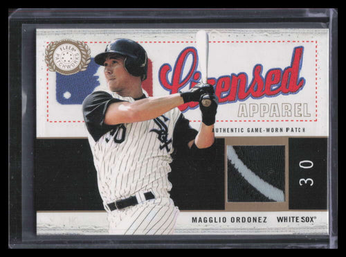2003 Fleer Patchworks Licensed Apparel Patch MO Magglio Ordonez Patch 41/300