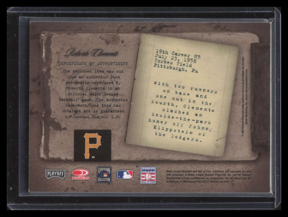 2005 Biography Roberto Clemente HR Materials 19 Roberto Clemente Dual Bat