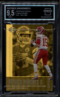 2019 Panini Illusions Trophy Collection Gold 52 Patrick Mahomes /399 ARENA 9.5