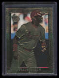 1995 Topps Embossed Golden Idols 75 Ozzie Smith