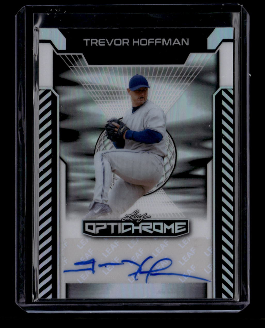 2025 Leaf Optichrome Silver Prismatic bath2 Trevor Hoffman Auto 1/1