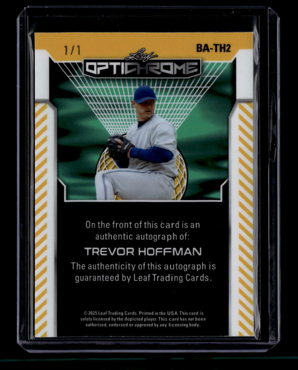 2025 Leaf Optichrome Silver Prismatic bath2 Trevor Hoffman Auto 1/1