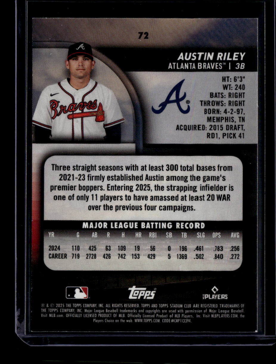 DELETE 180812 2025 Stadium Club Gold 72 Austin Riley 45/50