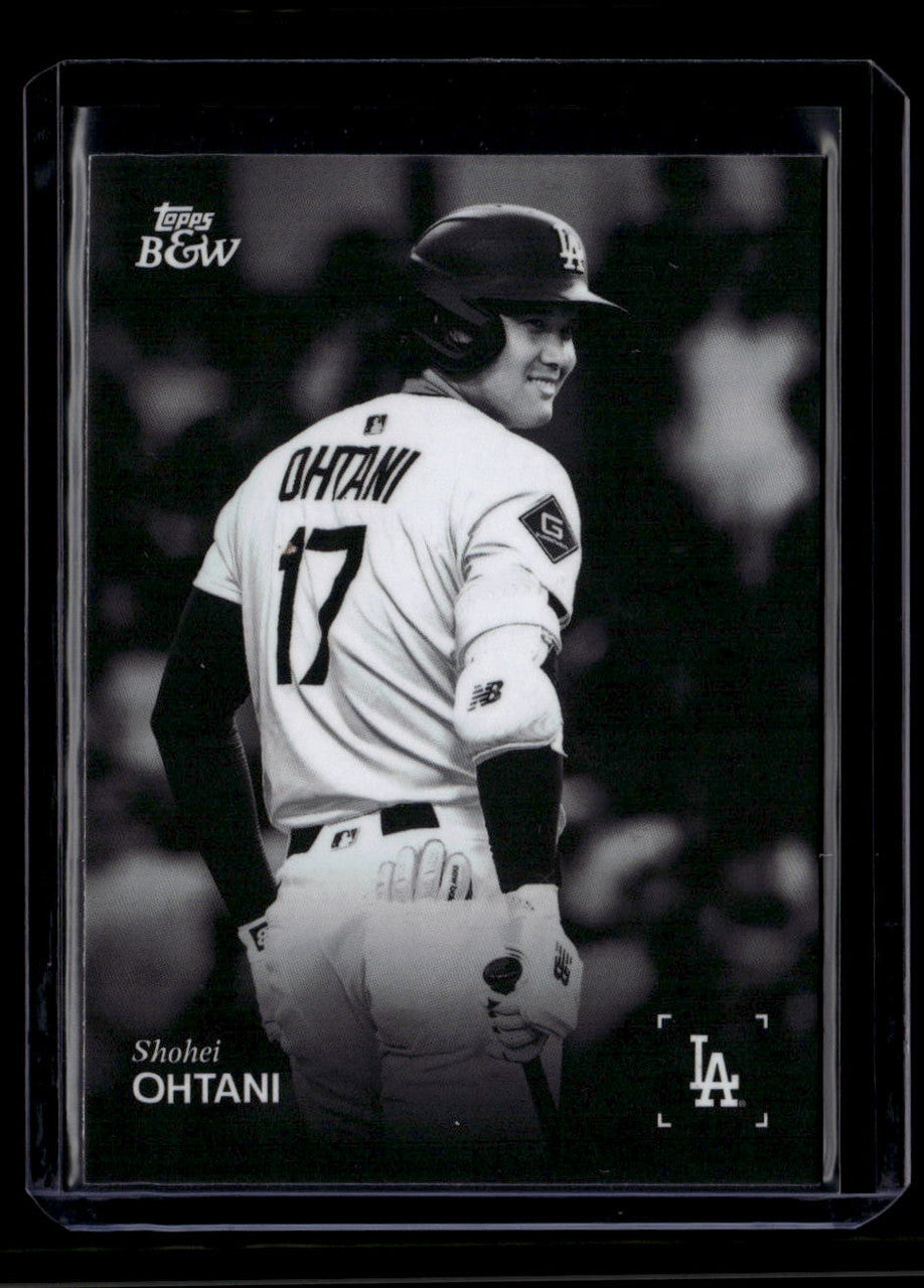 DELETE 181138 2025 Topps Black and White 1 001 Shohei Ohtani 160328