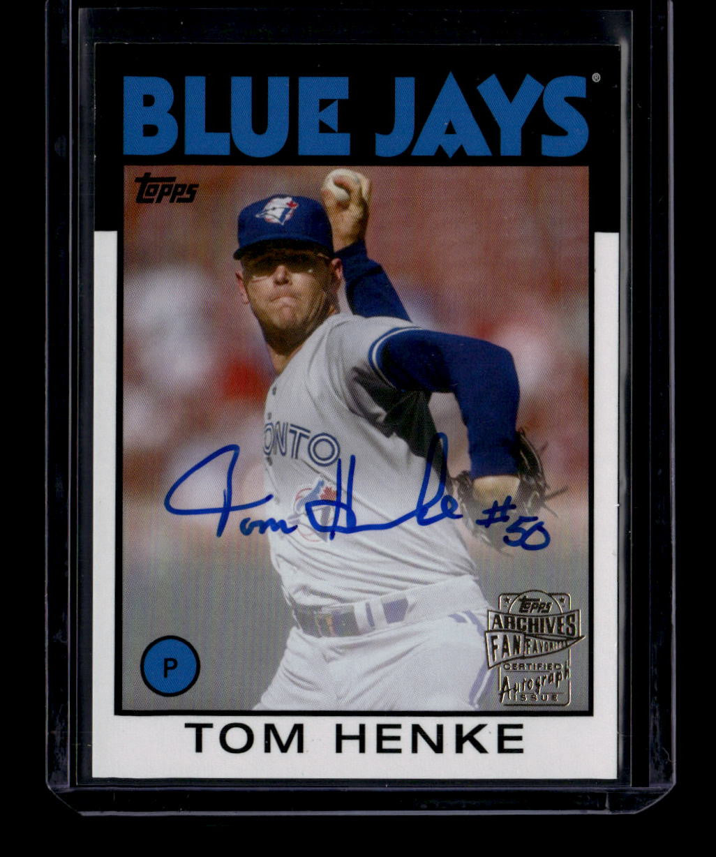 SOLD 183873 2020 Topps Archives Fan Favorites Autographs FFATHE Tom Henke Auto