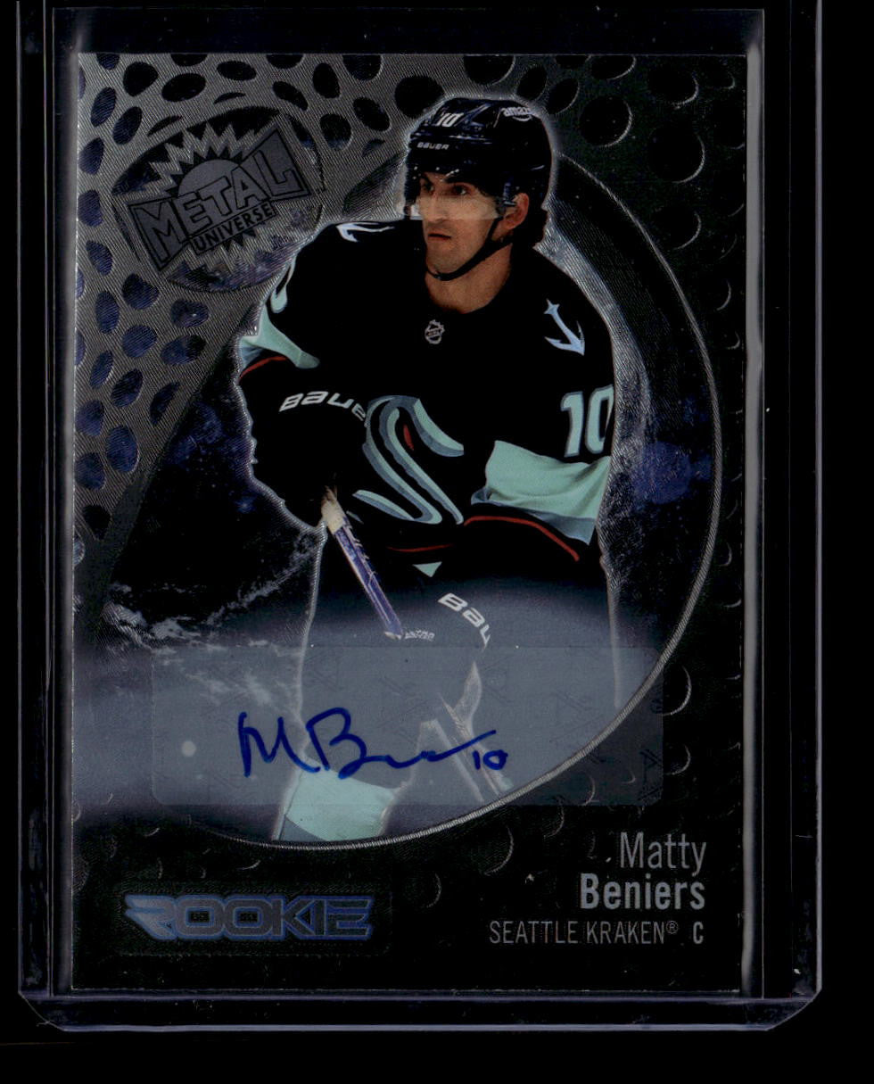 SOLD 184036 2022-23 Metal Universe Silver FX 154 Matty Beniers Rookie Auto 73/199