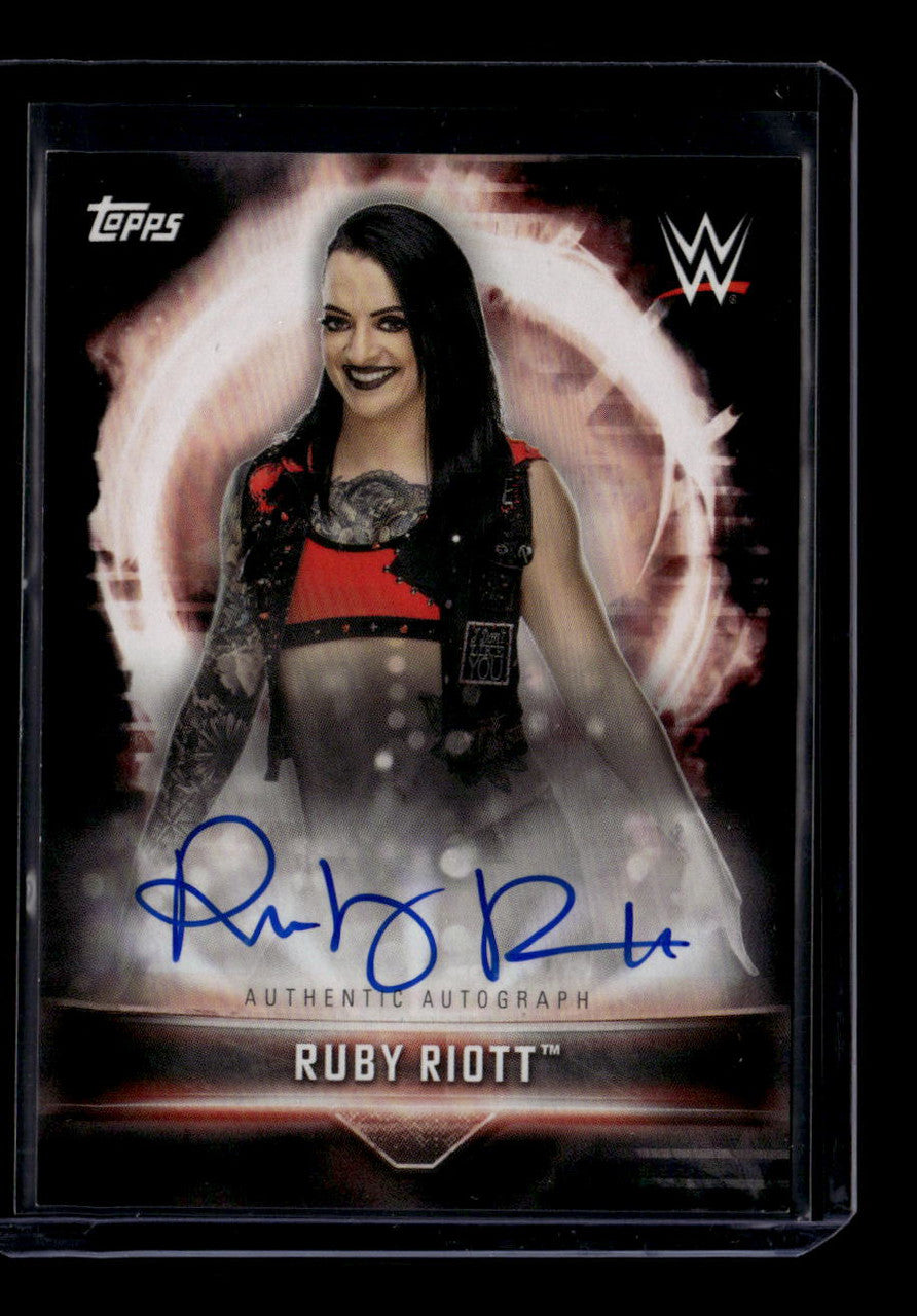 SOLD 184038 2019 Topps WWE Road to WrestleMania Autographs ARTT Ruby Riott Auto