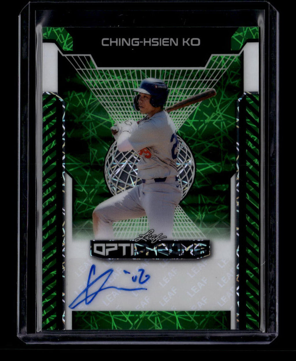 SOLD 184252 2025 Leaf Optichrome Green Lazer BACHK Ching-Hsien Ko Rookie Auto 4/6