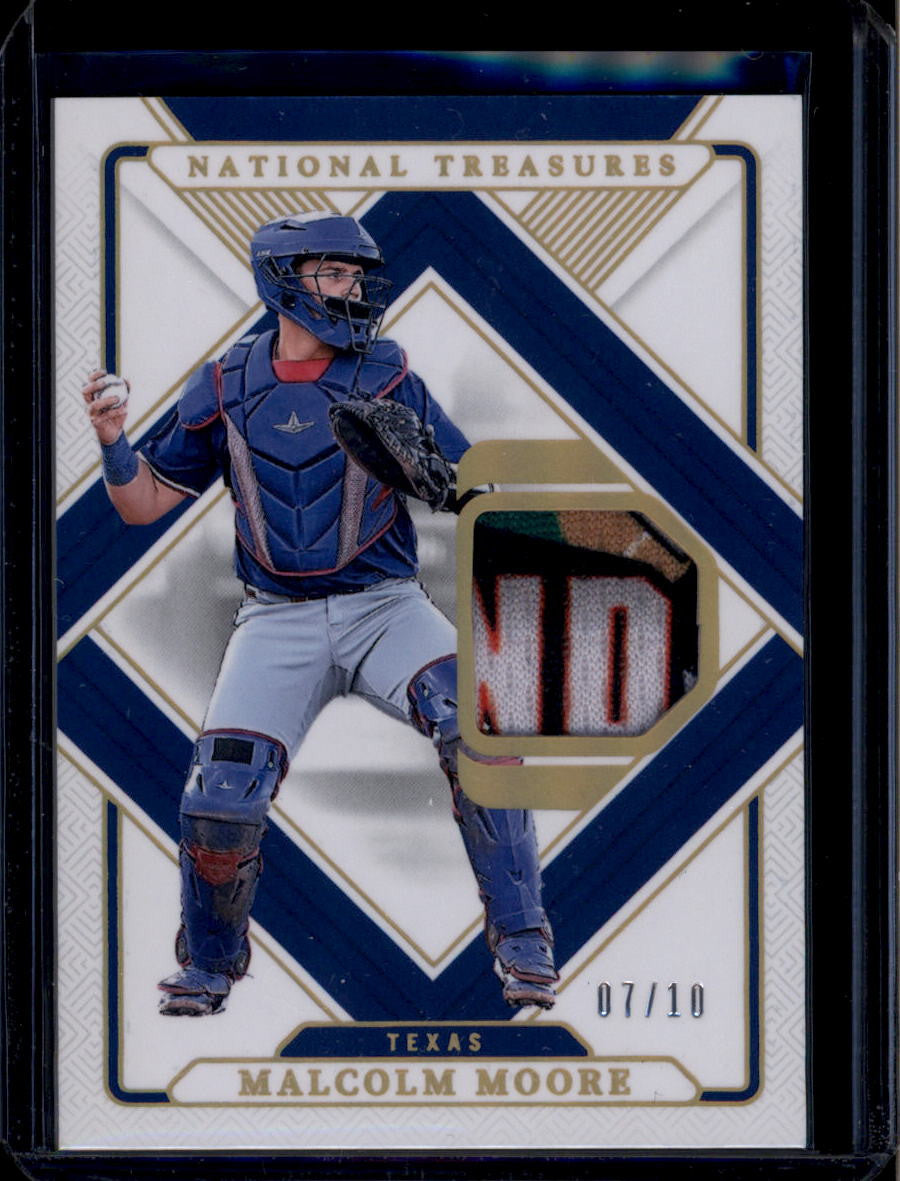 SOLD 184319 2025 Panini National Treasures Treasured Threads Gold Malcolm Moore RC Patch /10