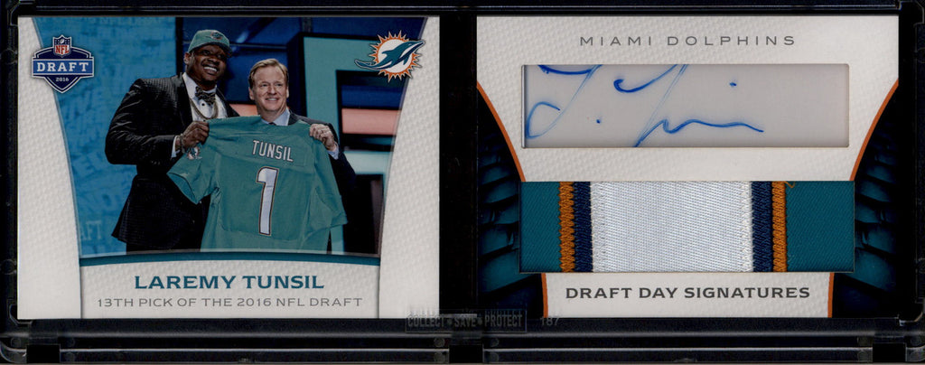 SOLD 184406 2016 Limited Draft Day Signatures Laremy Tunsil Rookie Patch Auto Booklet 30/55